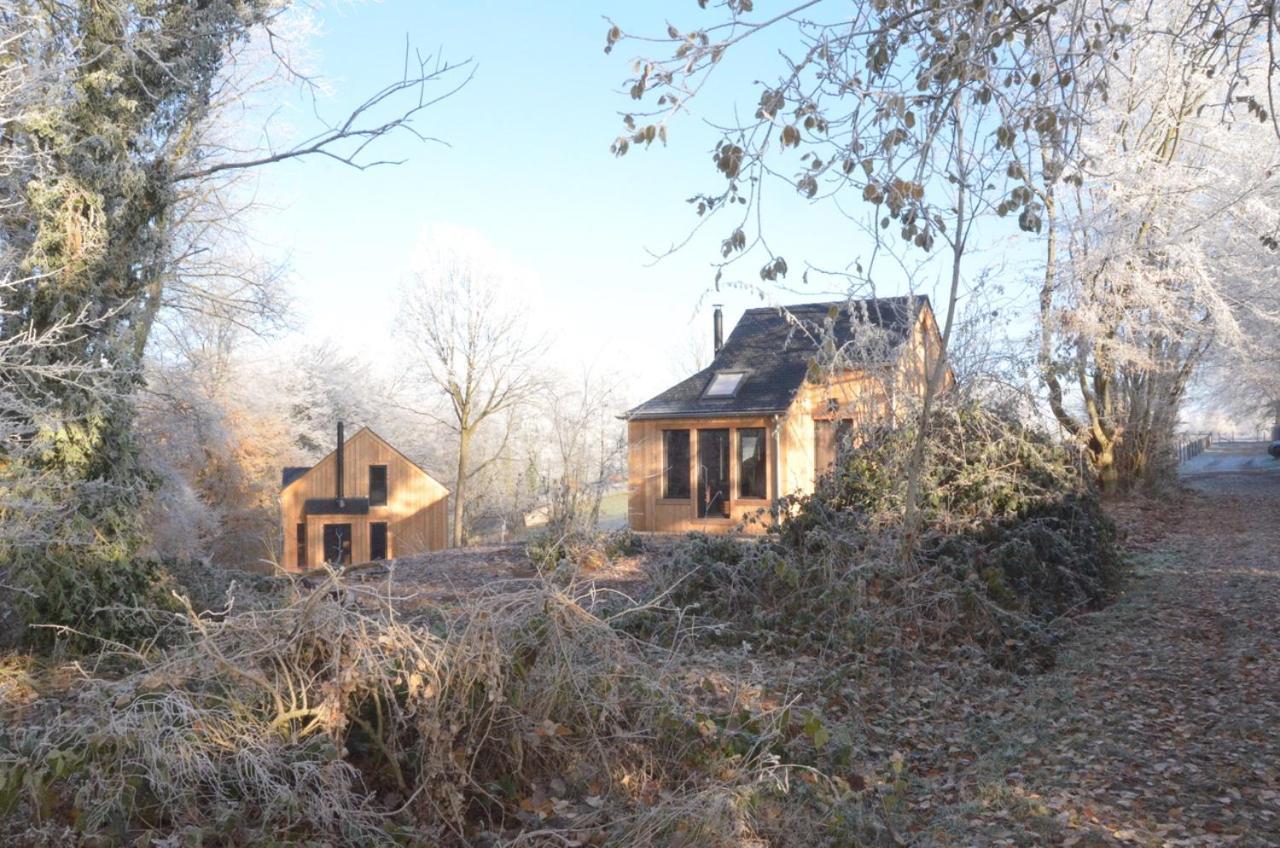 Les Cabanes Des Pierreux Hotel Gesves Bagian luar foto